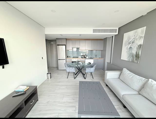 1 BEDROOM APARTMENT TO LET IN UMHLANGA RIDGE